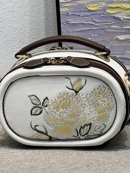 Samah Embroidery Leather Shoulder Bag – White