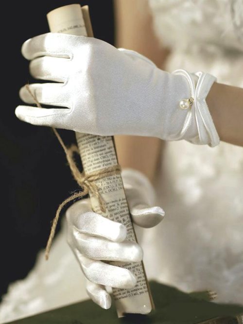 Sheila Pearl Satin Gloves – White
