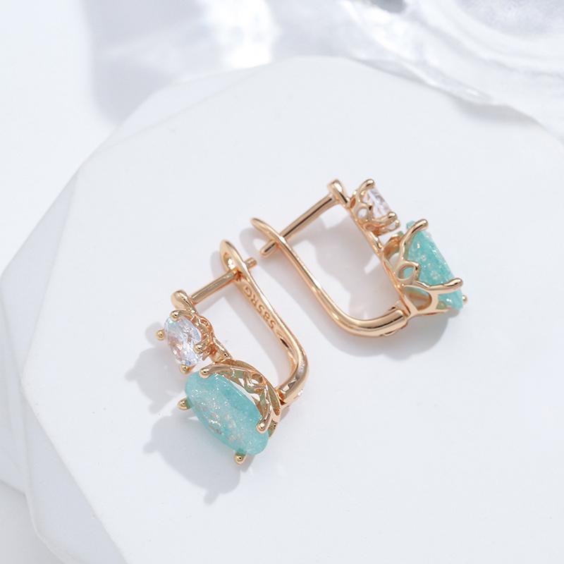 Fennel Jade Oval Crystal Stud Earrings