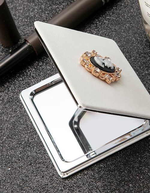 Mary Ivory Cameo Compact Mirror
