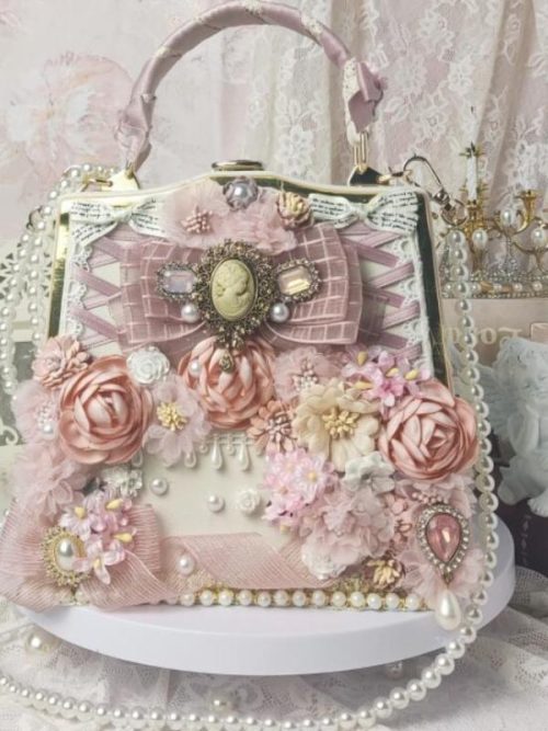 Harlow Cameo Pink Bow Pearl Shoulder Handbag