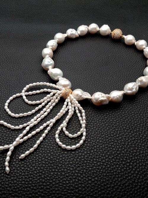 Déleo Keshi Pearl Bowknot Necklace