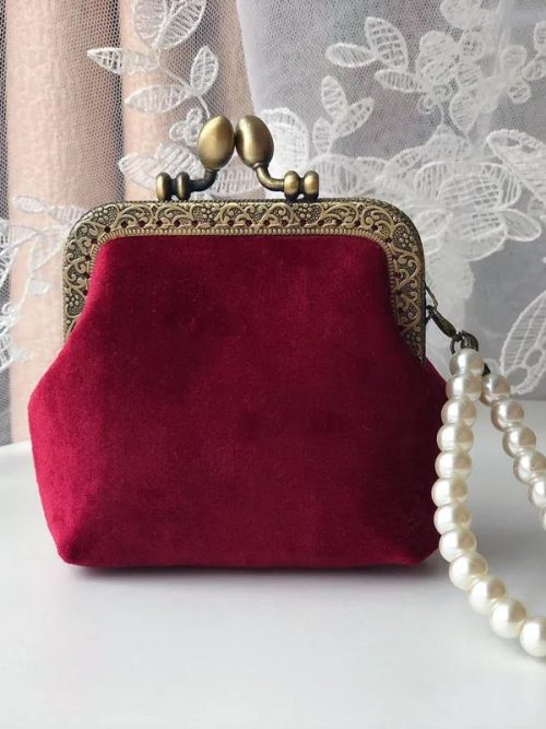 Symphony Vintage Velvet Coin Purse – Red