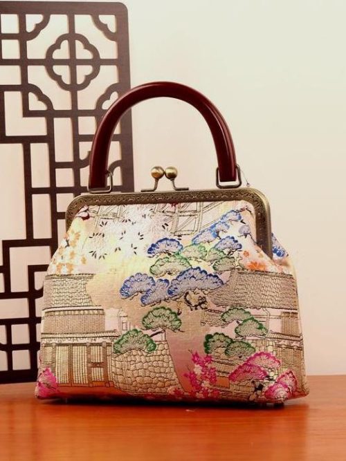 Sven Embroidered Palace Handbag – Beige