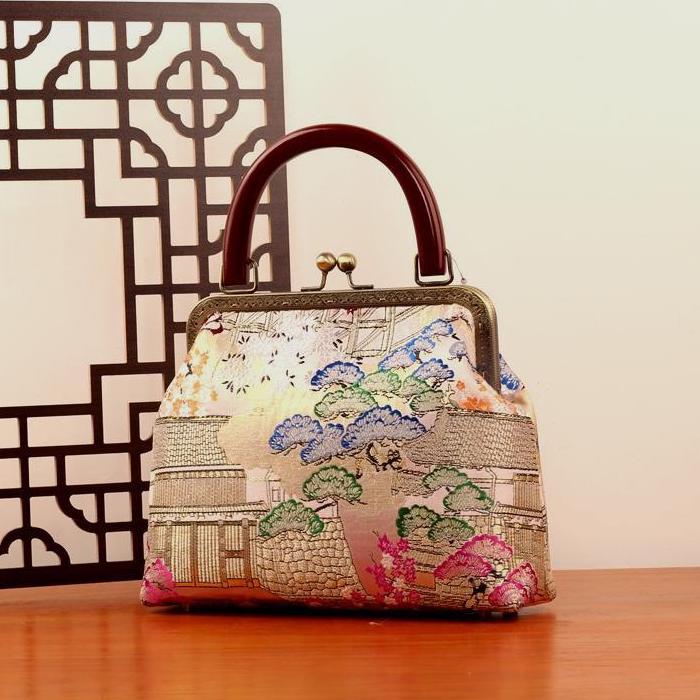 Sven Embroidered Palace Handbag – Beige