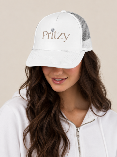 Pritzy Signature Cap – White